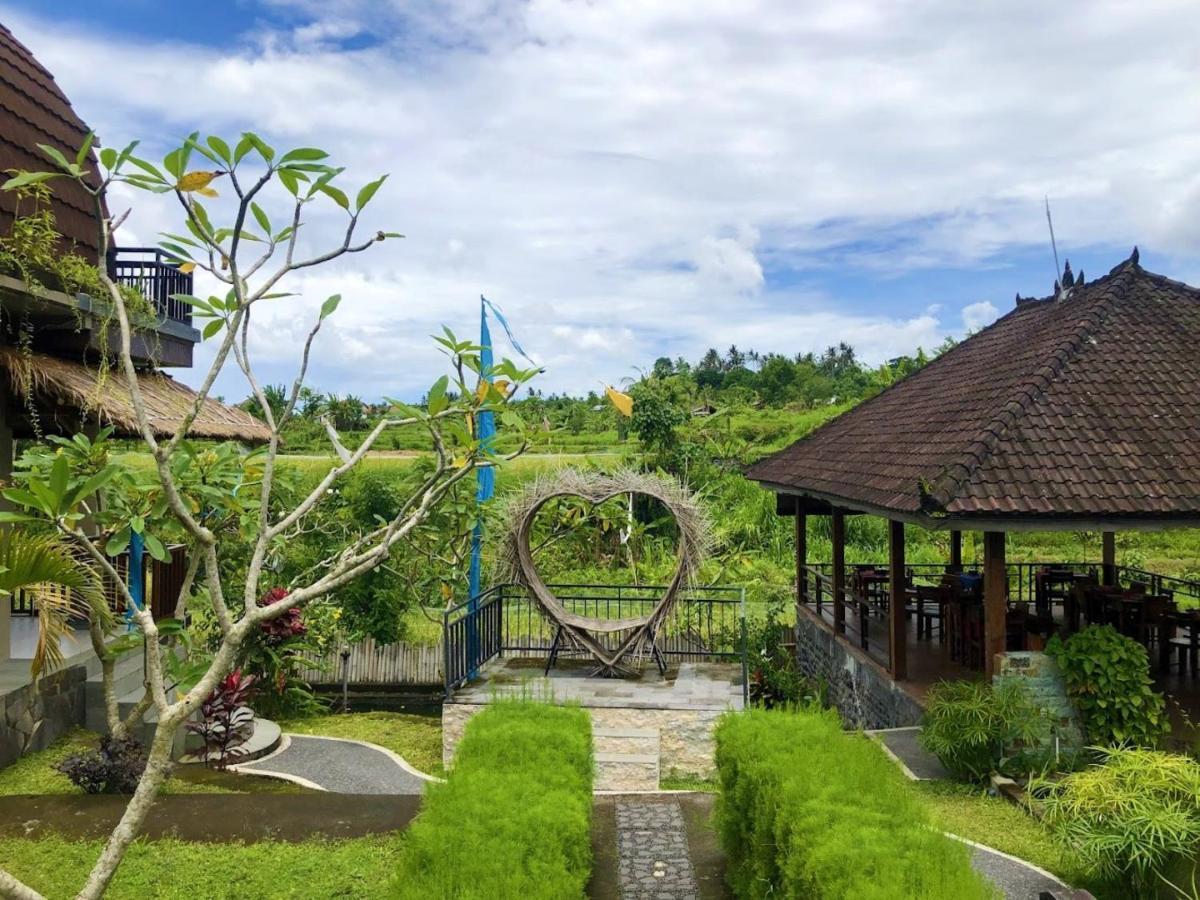 Alamgangga Villas Tirta Gangga Каранґасем Екстер'єр фото
