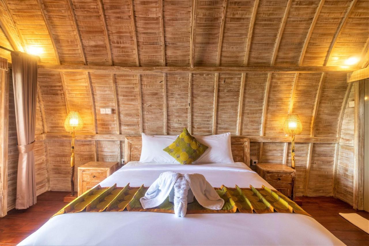 Alamgangga Villas Tirta Gangga Каранґасем Екстер'єр фото