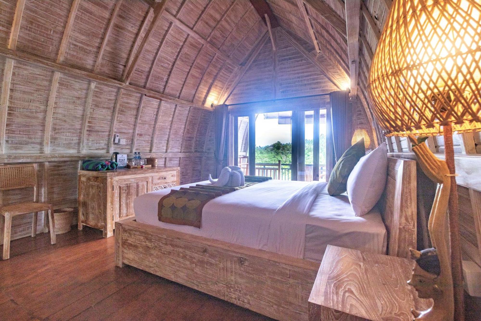 Alamgangga Villas Tirta Gangga Каранґасем Номер фото